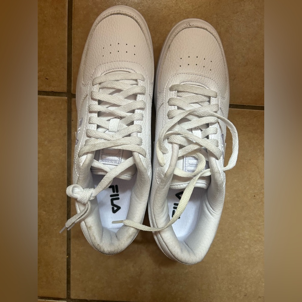 Fila A low court sneakers white